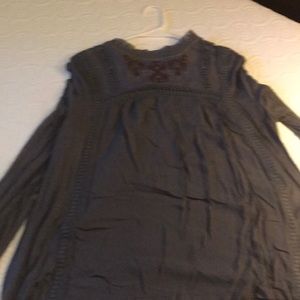 Gray lace detailed tunic